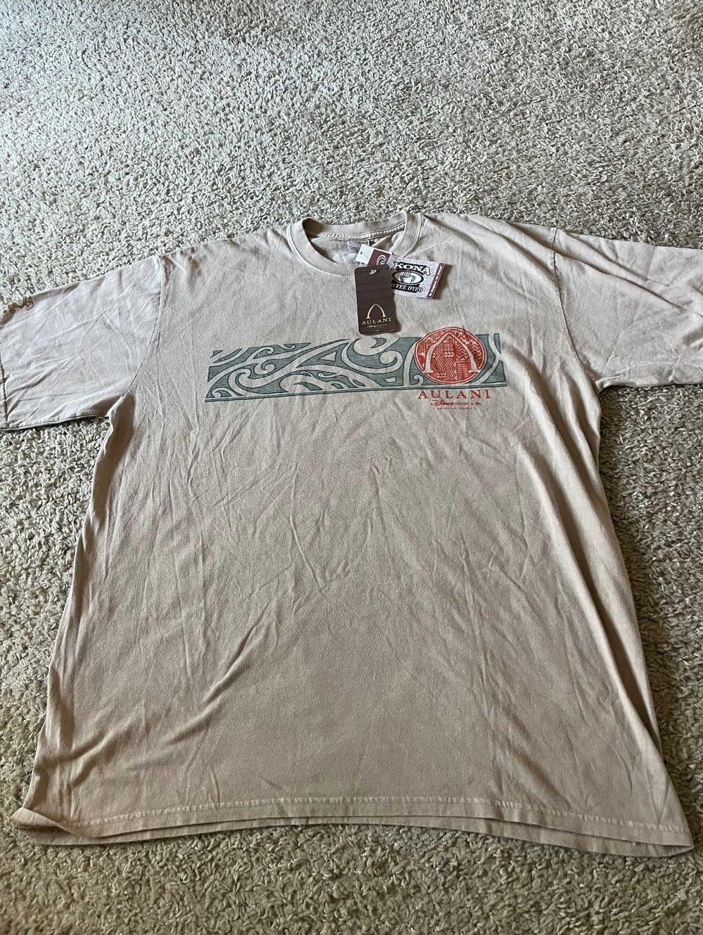 Crazy Shirts Disney Aulani Resort Hawaiian Graphic Tee NWT